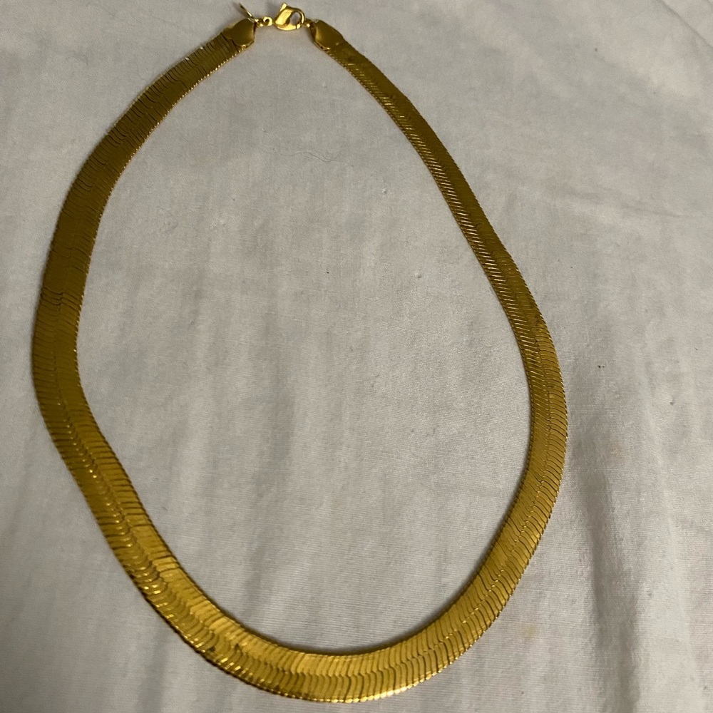 Miscellaneous Gold and Silver Tone Jewelry Bundle